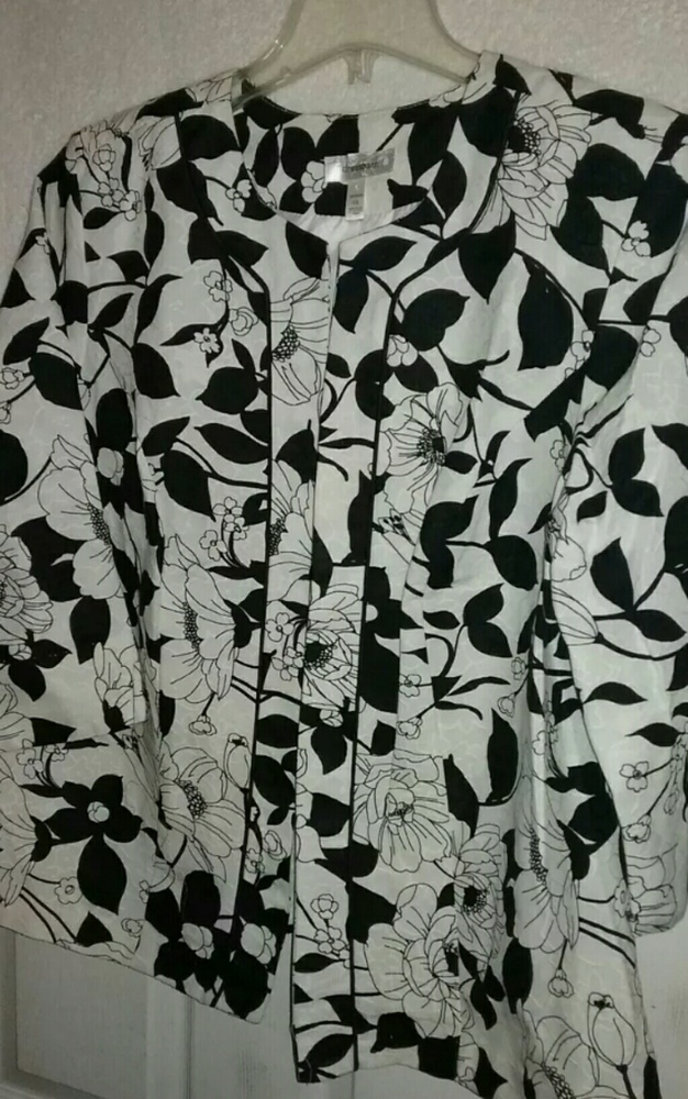 1X DressBarn Cropped Jacket Blazer